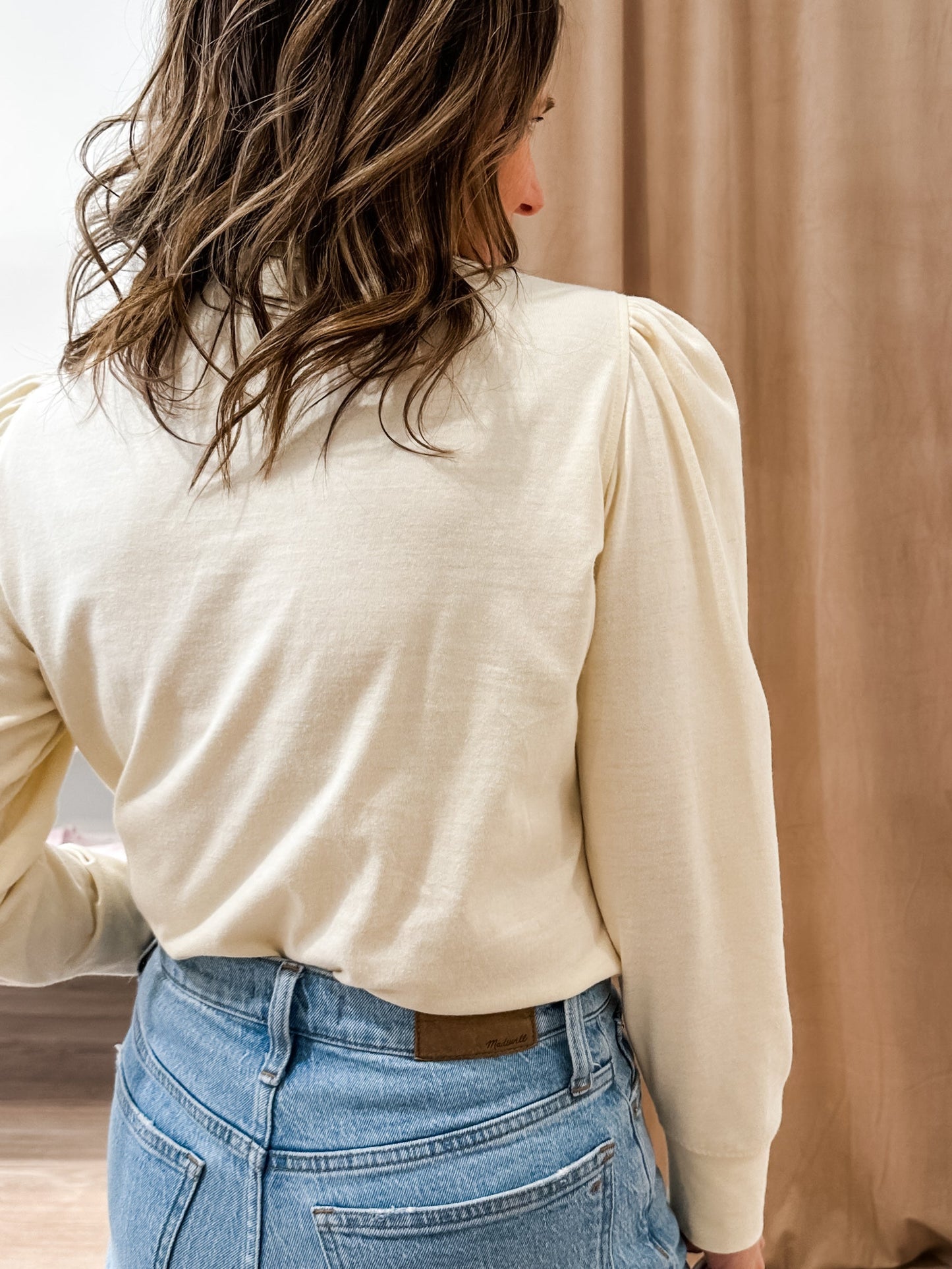 Puff Sleeve Pull Over Top