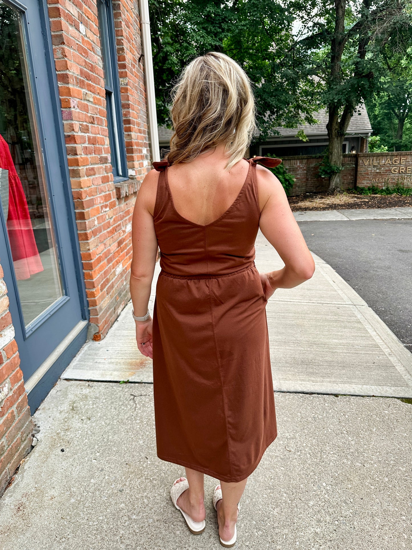 Shoulder Tie knit dress