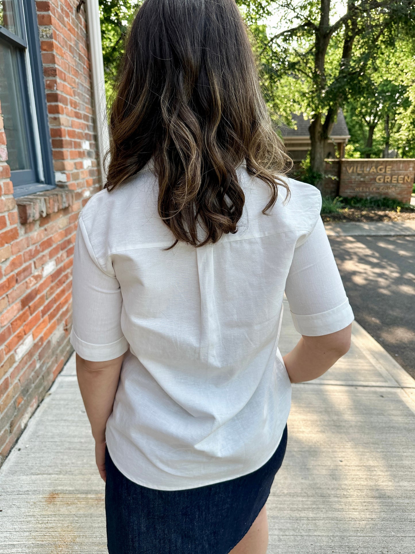 Open Collar V-Neck Button-up Blouse