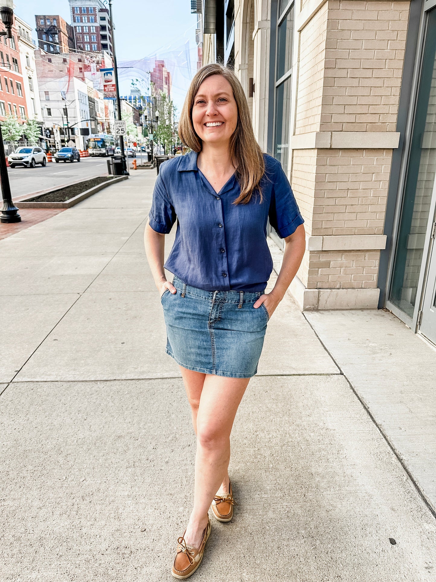 Open Collar V-Neck Button-up Blouse